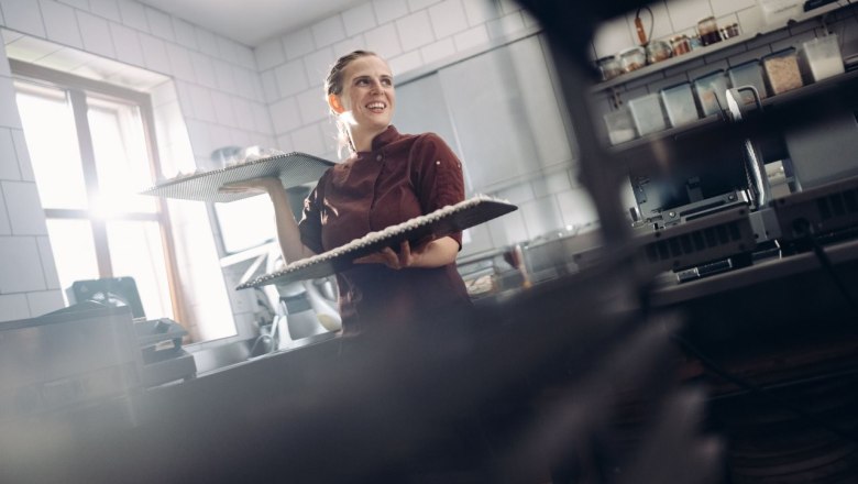 Tavern & farm store Hauer, &copy; Moststra&szlig;e, dochbodnliacht