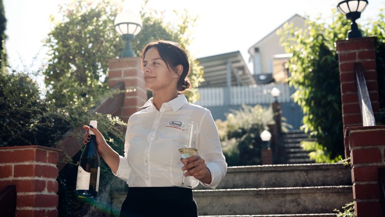 Wallseerhof, © Moststraße, dochbodnliacht