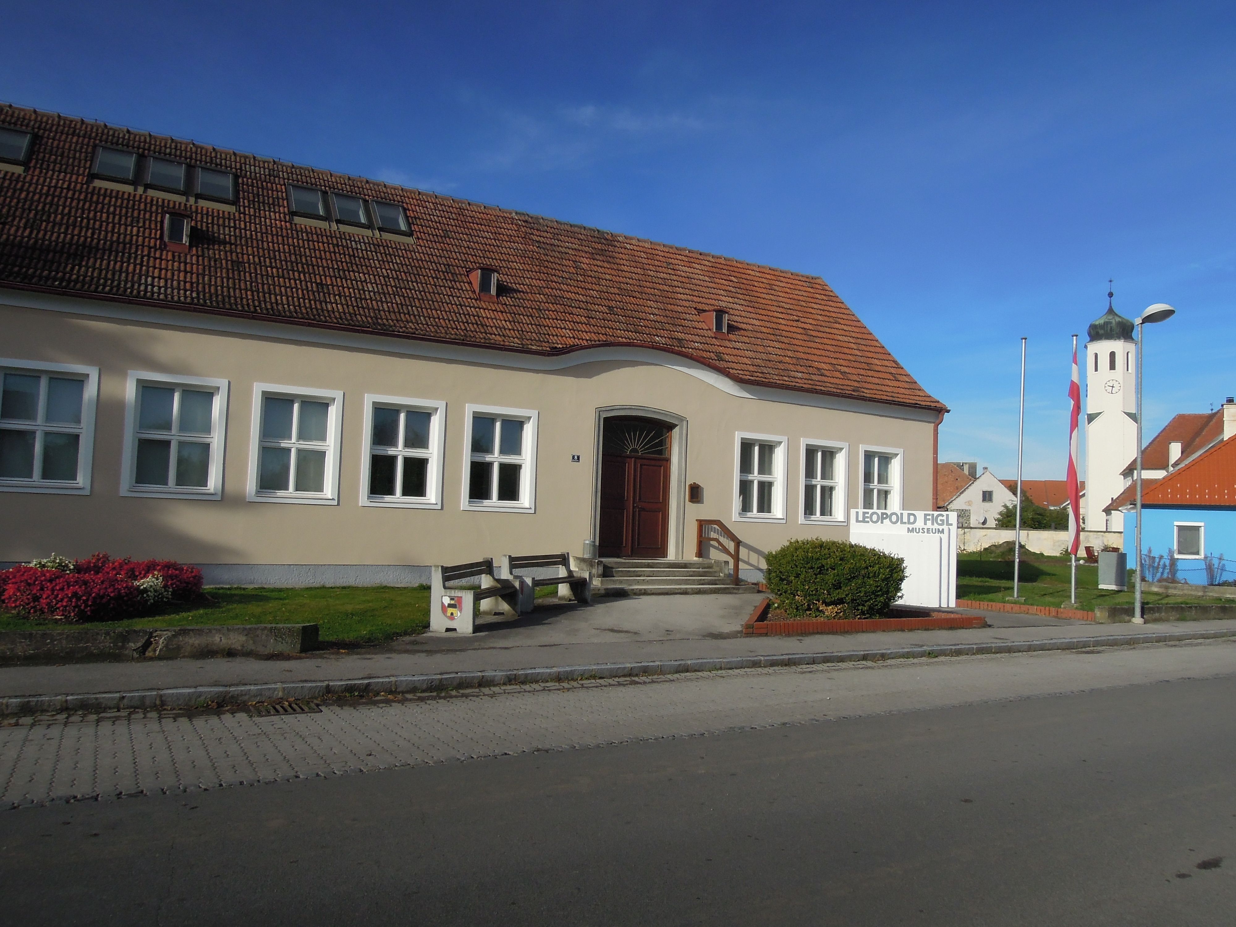 Leopold Figl Museum with church in the background.