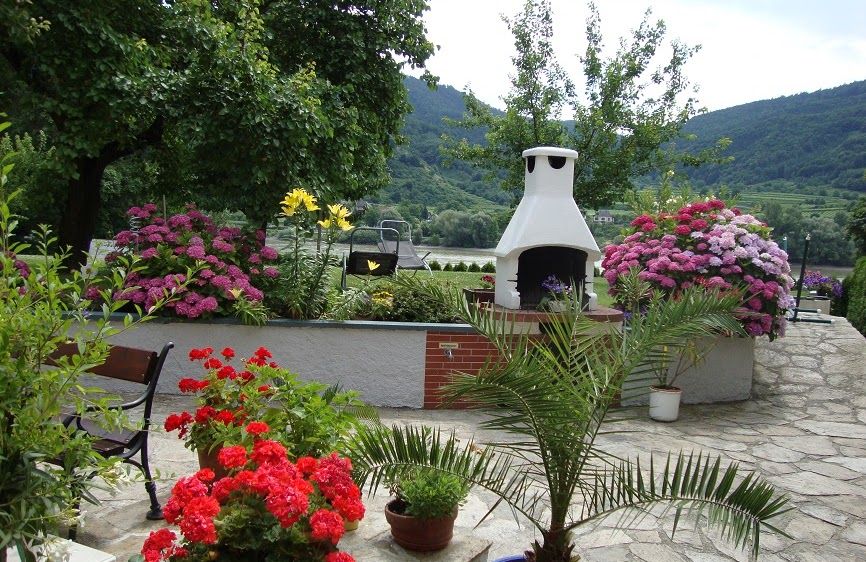 Garden in the Wehrkirche guest house