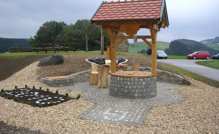 Neustadtl/Danube cider fountain, © Landjugend Neustadtl