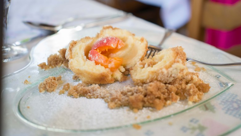 Pastry on a transparent plate