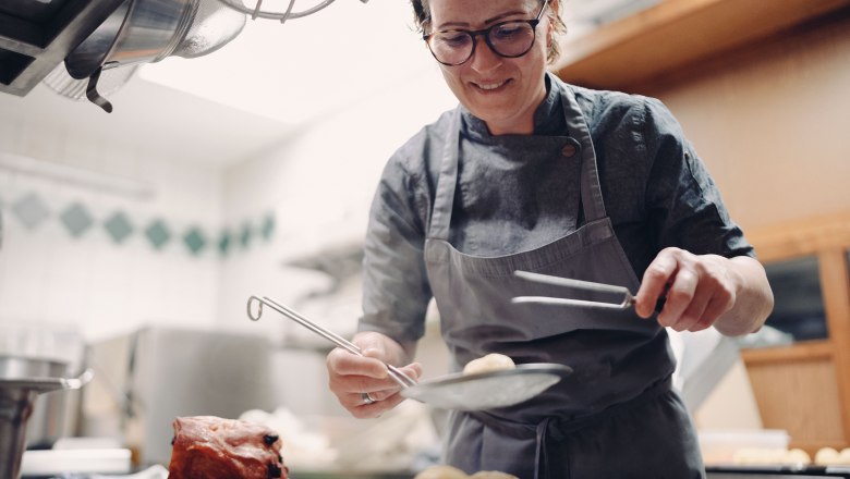 Country hotel Gafringwirt, &copy; Moststra&szlig;e, dochbodnliacht