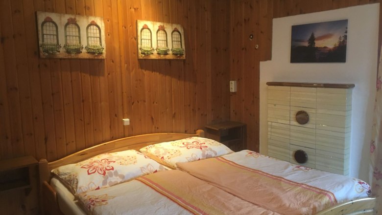 Bedroom, &copy; Susi Heigl