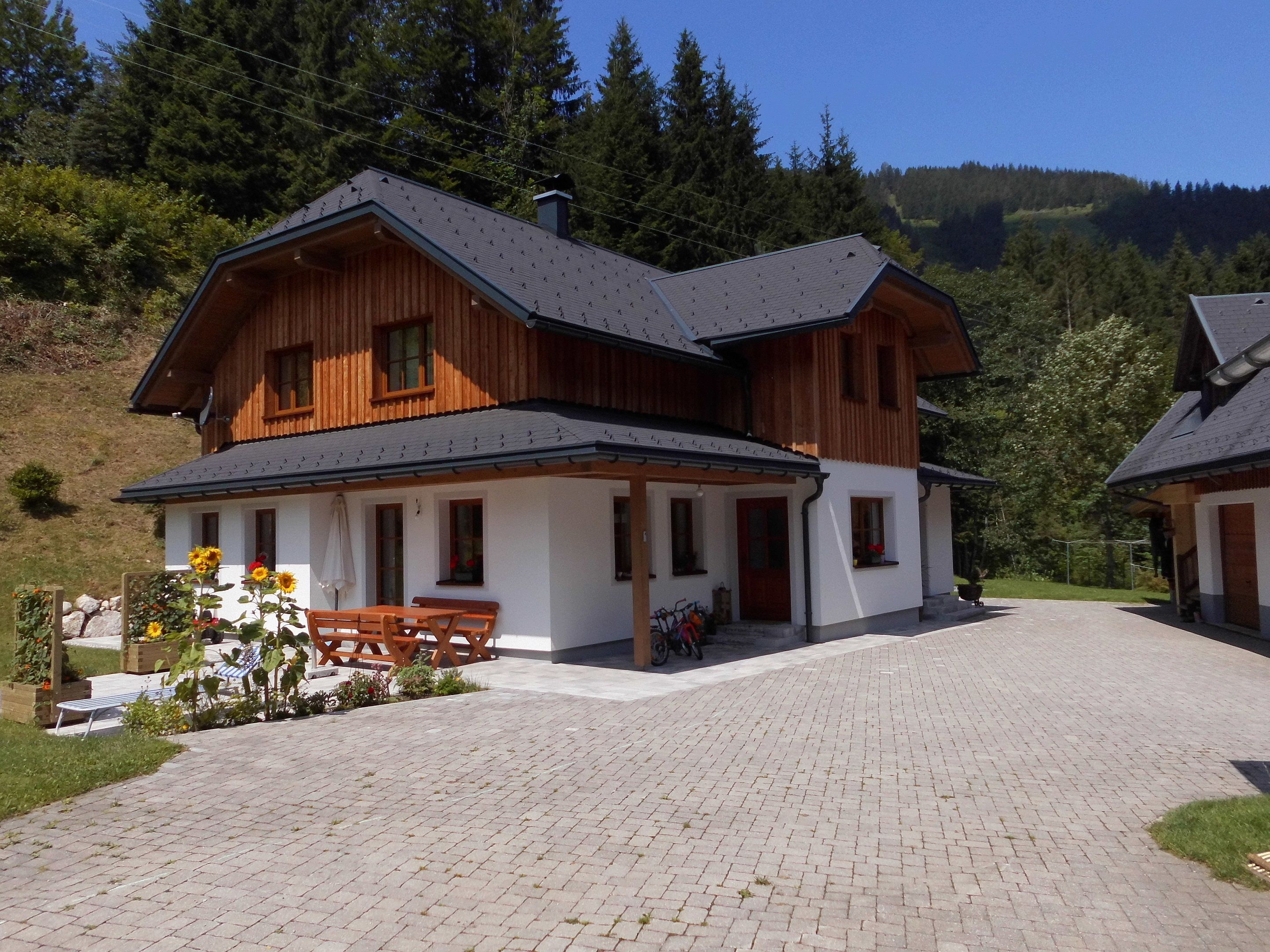Farmhouse, Grössbacher family