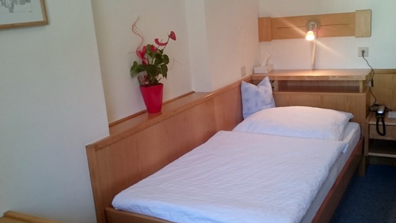 Single room, © Hotel zum Goldenen Hirschen