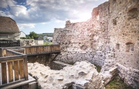 Roman walls in Mautern, © Donau NÖ/Daniela Matejschek