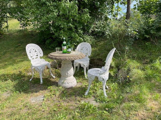 Outdoor seating furniture