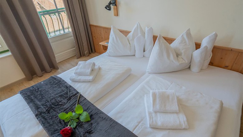 Hotel room, &copy; Stephan Mussil