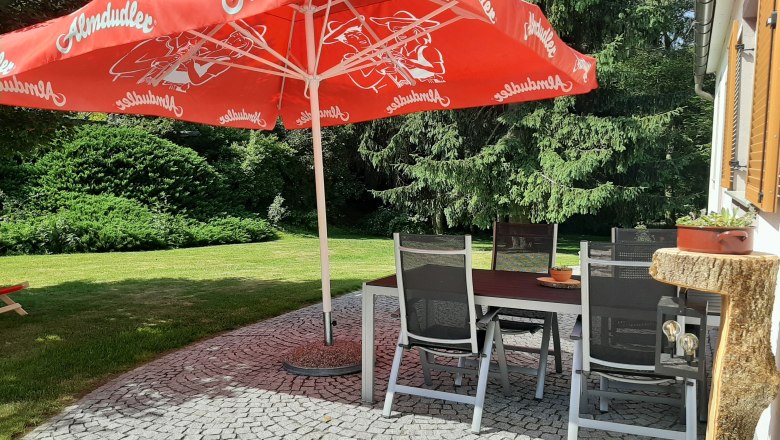 Terrace, &copy; Fam. Schmid