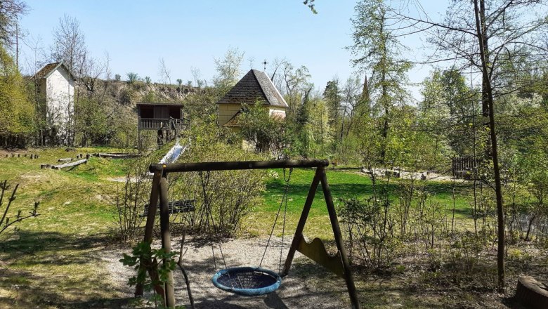 Königsbrunn intergenerational playground, © Verena Schnatter