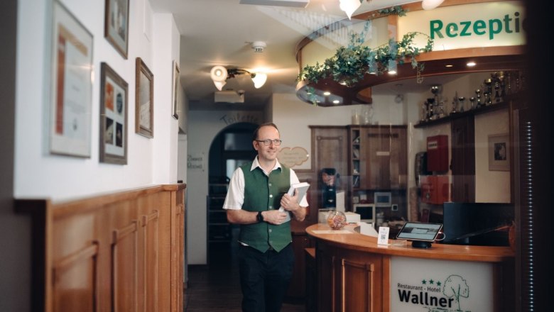 Restaurant - Hotel Wallner "Zum grünen Baum", © Moststraße, dochbodnliacht