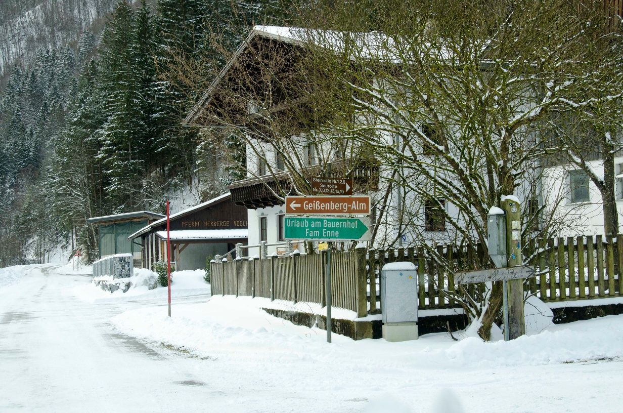 Hiking trail 7-5