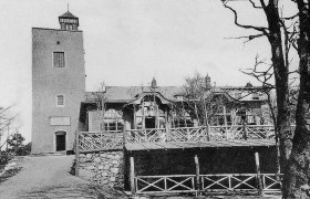 Sina-Warte and Iron Gate shelter_frueher, &copy; Michael Platzer, &Ouml;TK