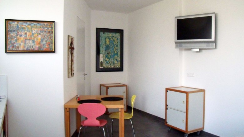 Dining area, TV, © Scherer Living, Dining area, TV, © Scherer Living,