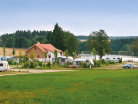 Haarstubencampingplatz Reingers, &copy; Gemeinde Reingers