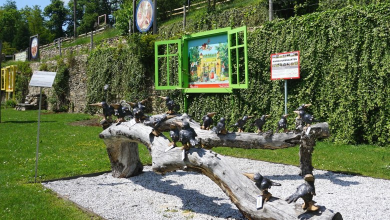 The sleeping tree, © Gemeinde Lichtenau