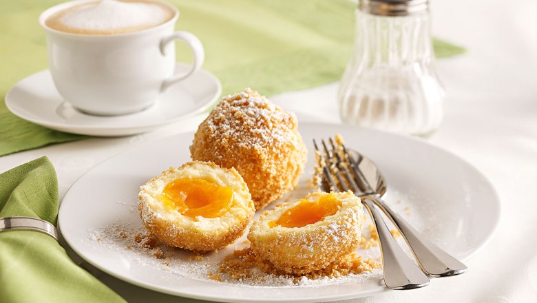 The most popular tonic along the Danube: Marillenknödel (apricot dumplings), © www.eisenhut-mayer.com