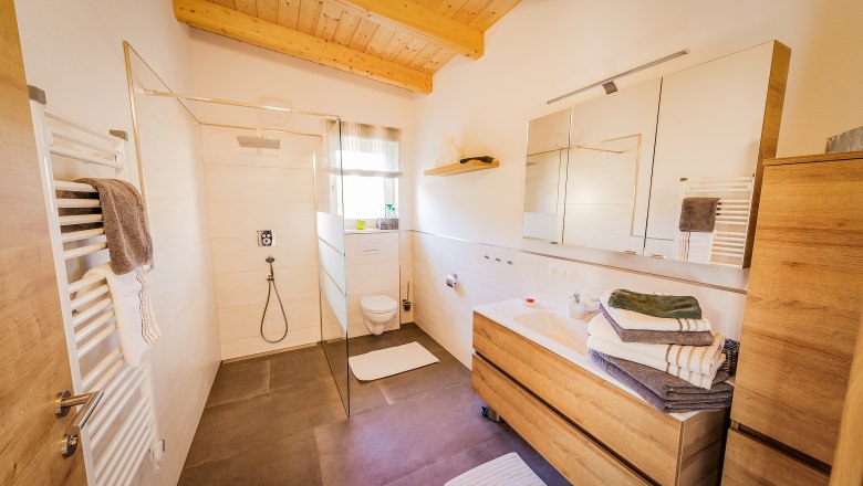 Green vacation apartment - bath/WC, © Ludwig Fahrnberger