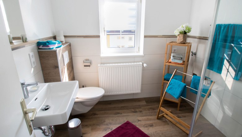Interior view of the bathroom, &copy; Chalet-Nordwald, Fotograf Angela Hauler