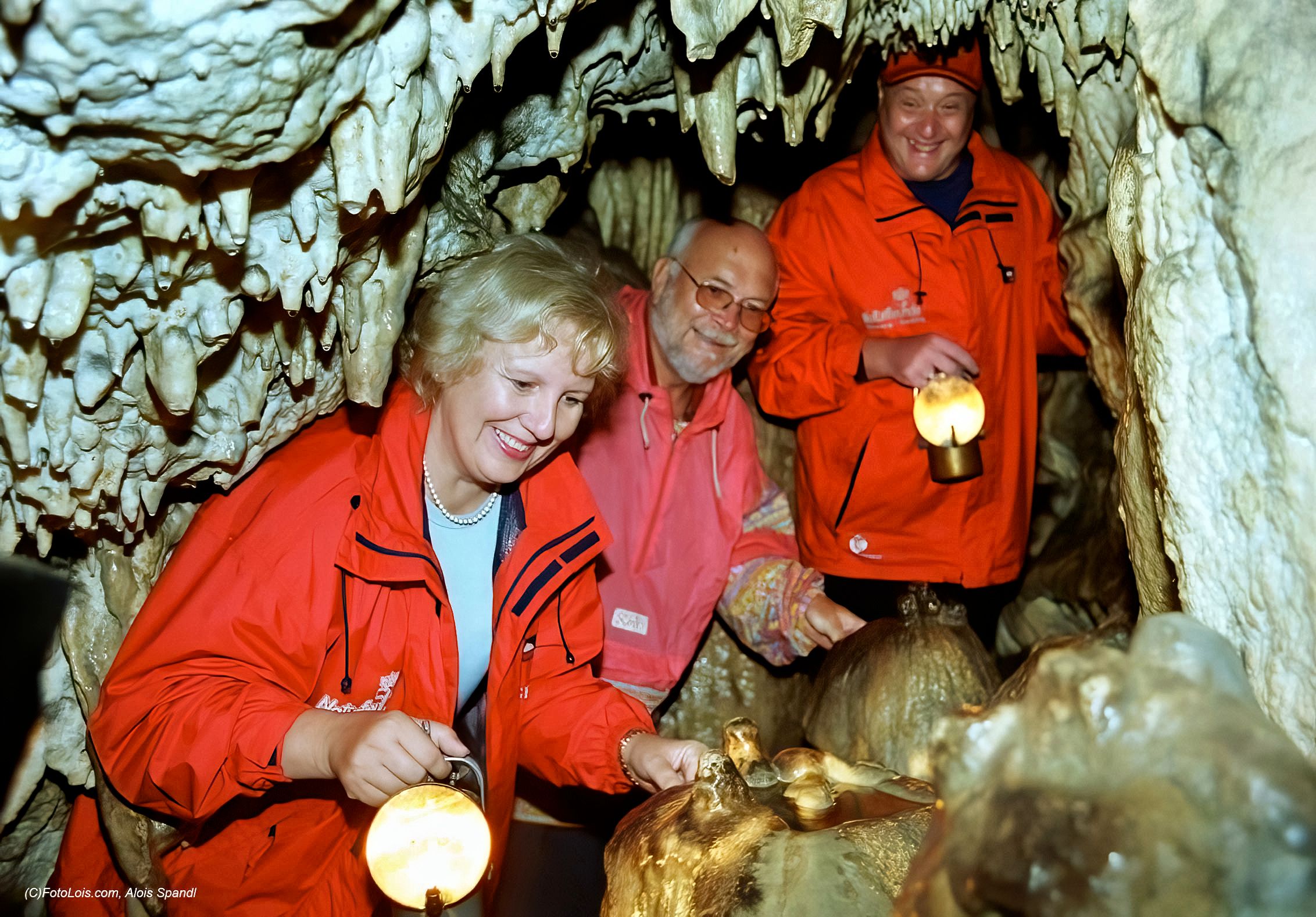 oetscher-stalactite_cave-anniversary6-ii