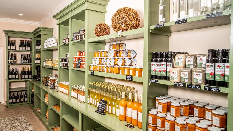 The Schloss Greisslerei store, &copy; Schloss Greisslerei