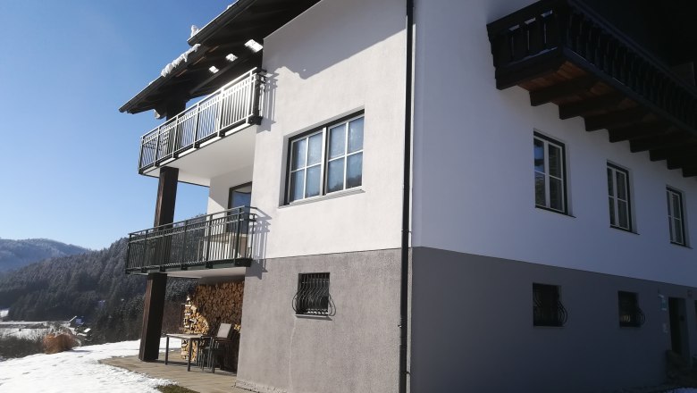 Apartment house Eisenstra&szlig;e in winter, &copy; Berti Bachler