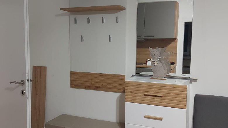 Wardrobe, &copy; Lisa Halmenschlager