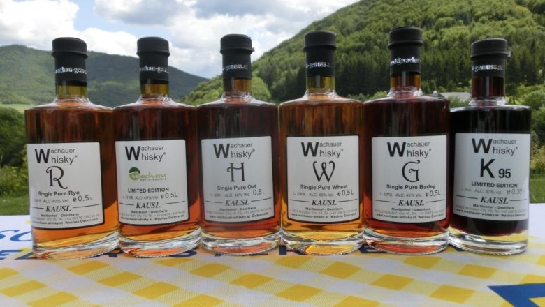 Wachau whisky assortment at Kausl, © Marillenhof Kausl