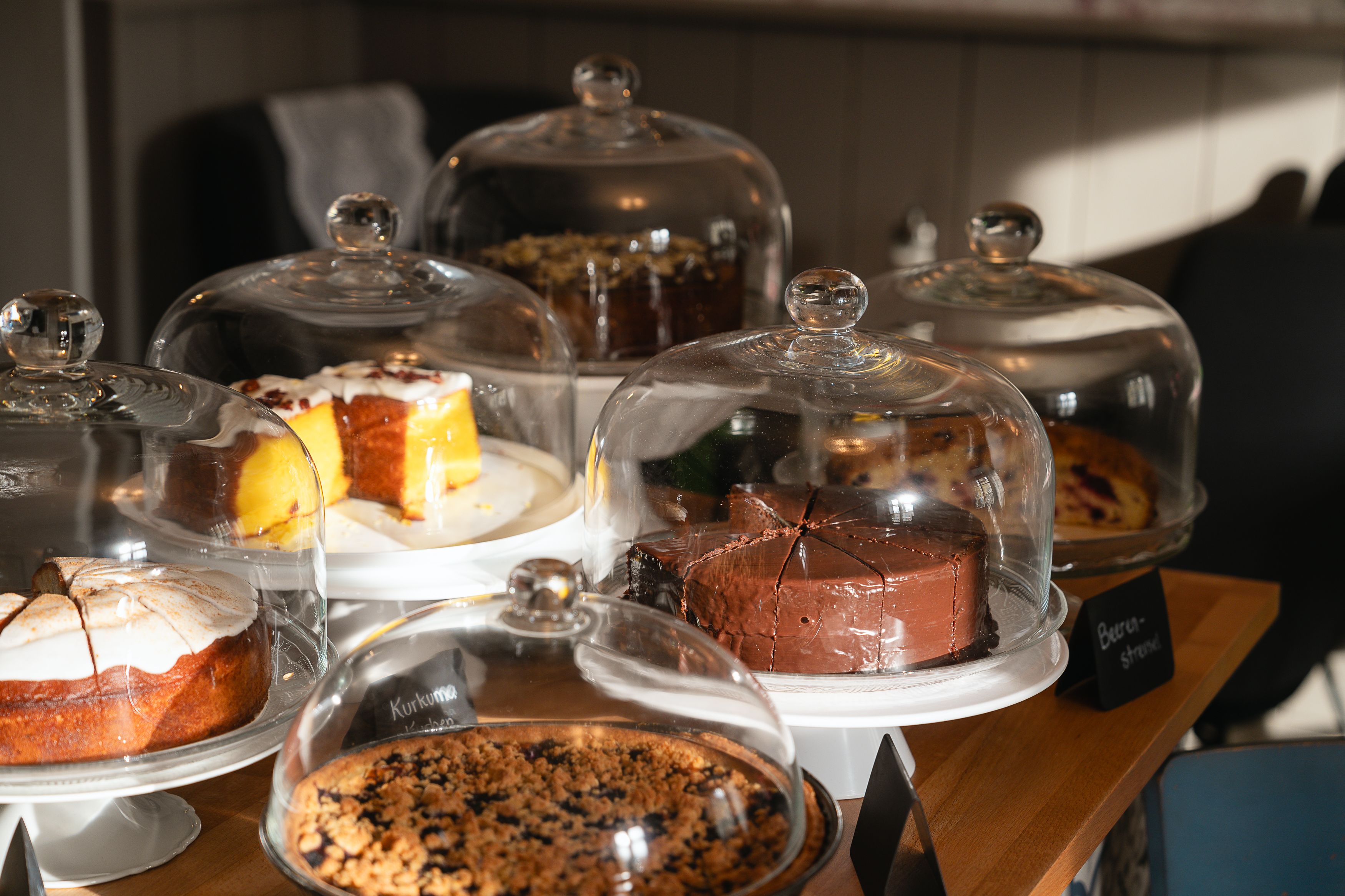 Cakes and tarts at Kulhanek