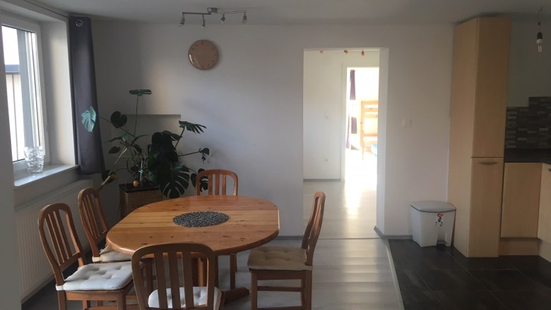 Living room with dining table and 6 chairs