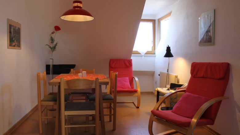 Apartment dining room, &copy; G&uuml;nter Kytka