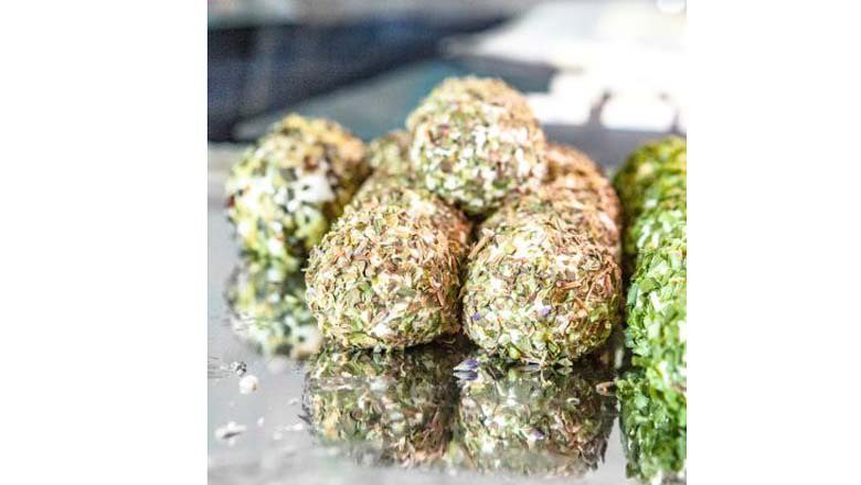 Small cheese dishes, &copy; Gwandtlhof