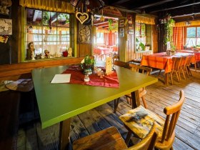 Herrgottschnitzer-H&uuml;tte, &copy; Wiener Alpen in Nieder&ouml;sterreich