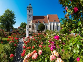 Kirche in Kirchschlag in der Buckligen Welt, &copy; &copy; Wiener Alpen in N&Ouml; Tourismus GmbH, Foto: Walter Strobl