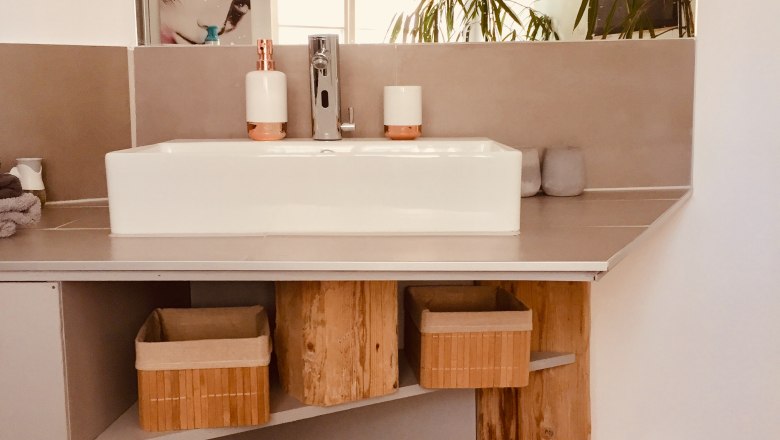 Bathroom, © Oliver Szilagyi