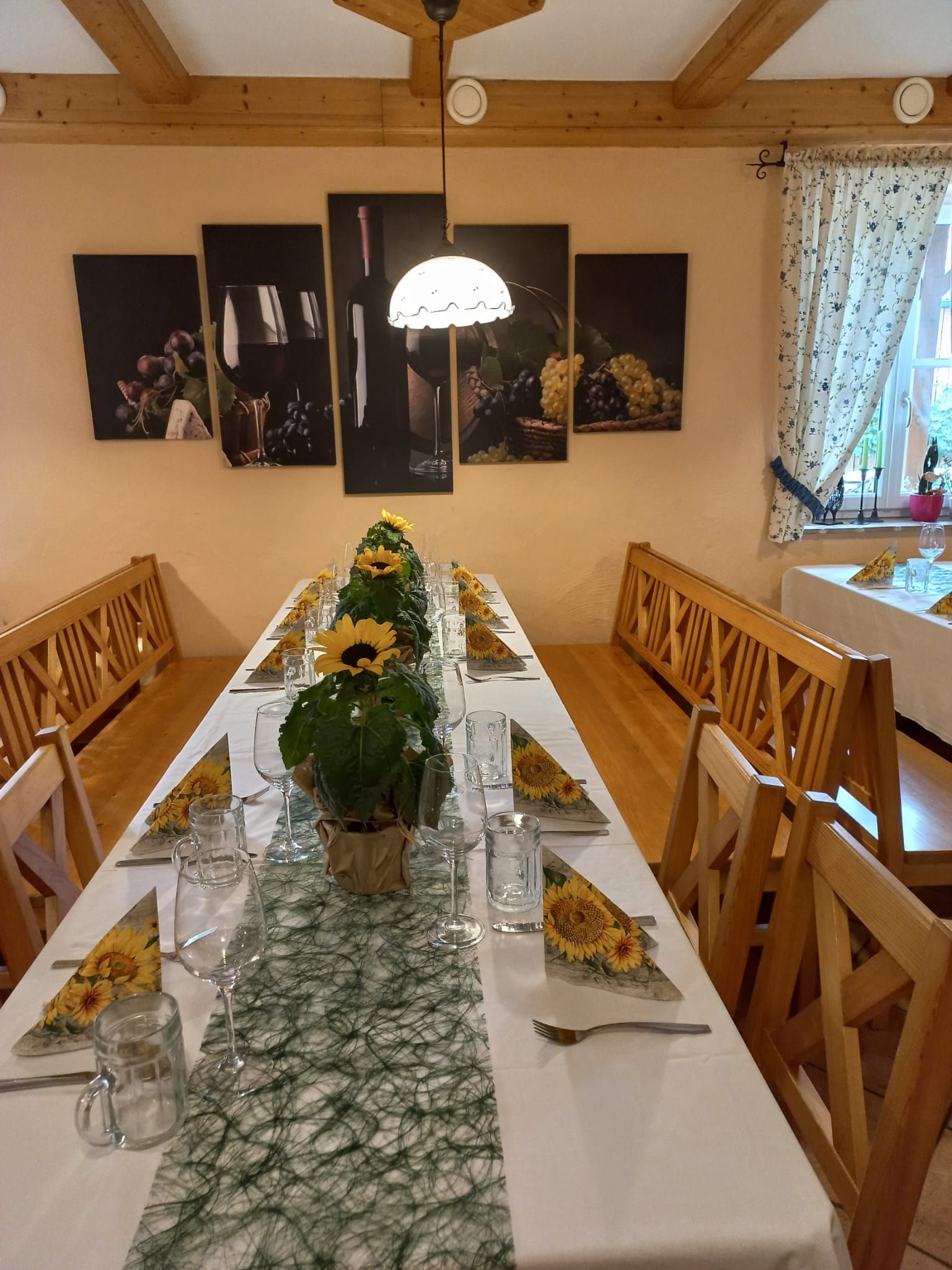 Table setting with glasses and table decorations 
