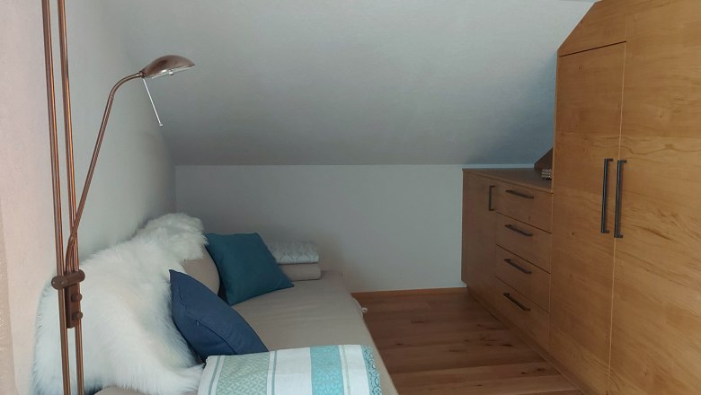 Doppelzimmer im OG mit Ausziehcouch, © Bernadette Gierlinger