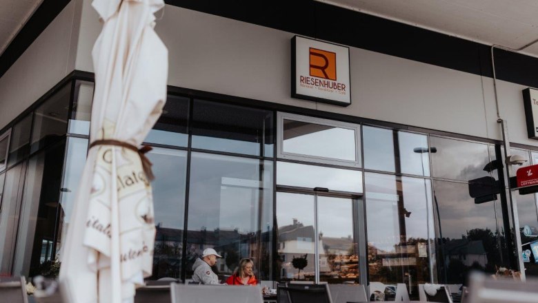 Cafe-Bakery-Confectionery Riesenhuber, © Bäckerei Riesenhuber