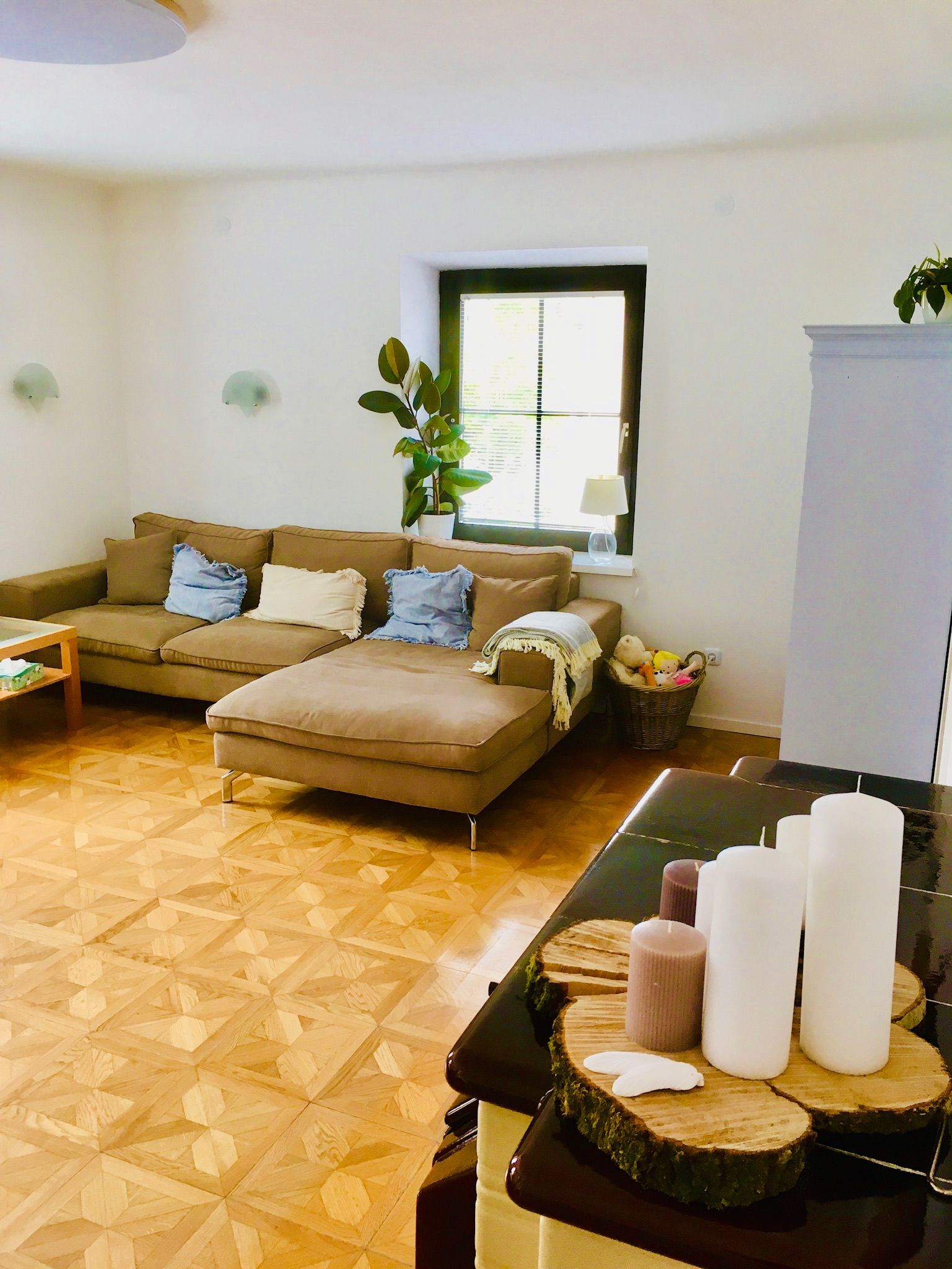 hello. The vacation apartment.