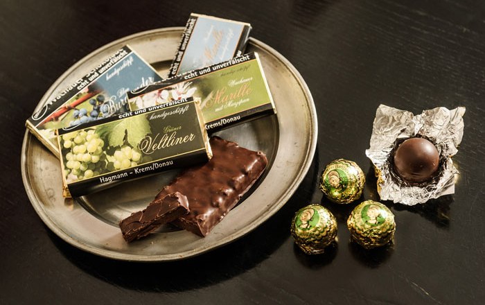 Chocolate bars and Wachau balls on a plate.