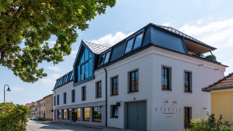 Exterior view of the estate, &copy; M&ouml;rwald