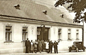 Once upon a time..., &copy; F.Kuczera