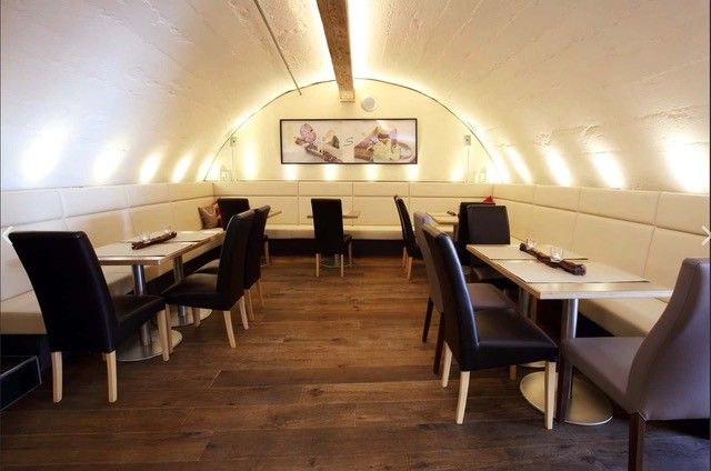 Restaurant embedded in a vault