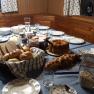 Extensive breakfast, © Andrea Kronsteiner