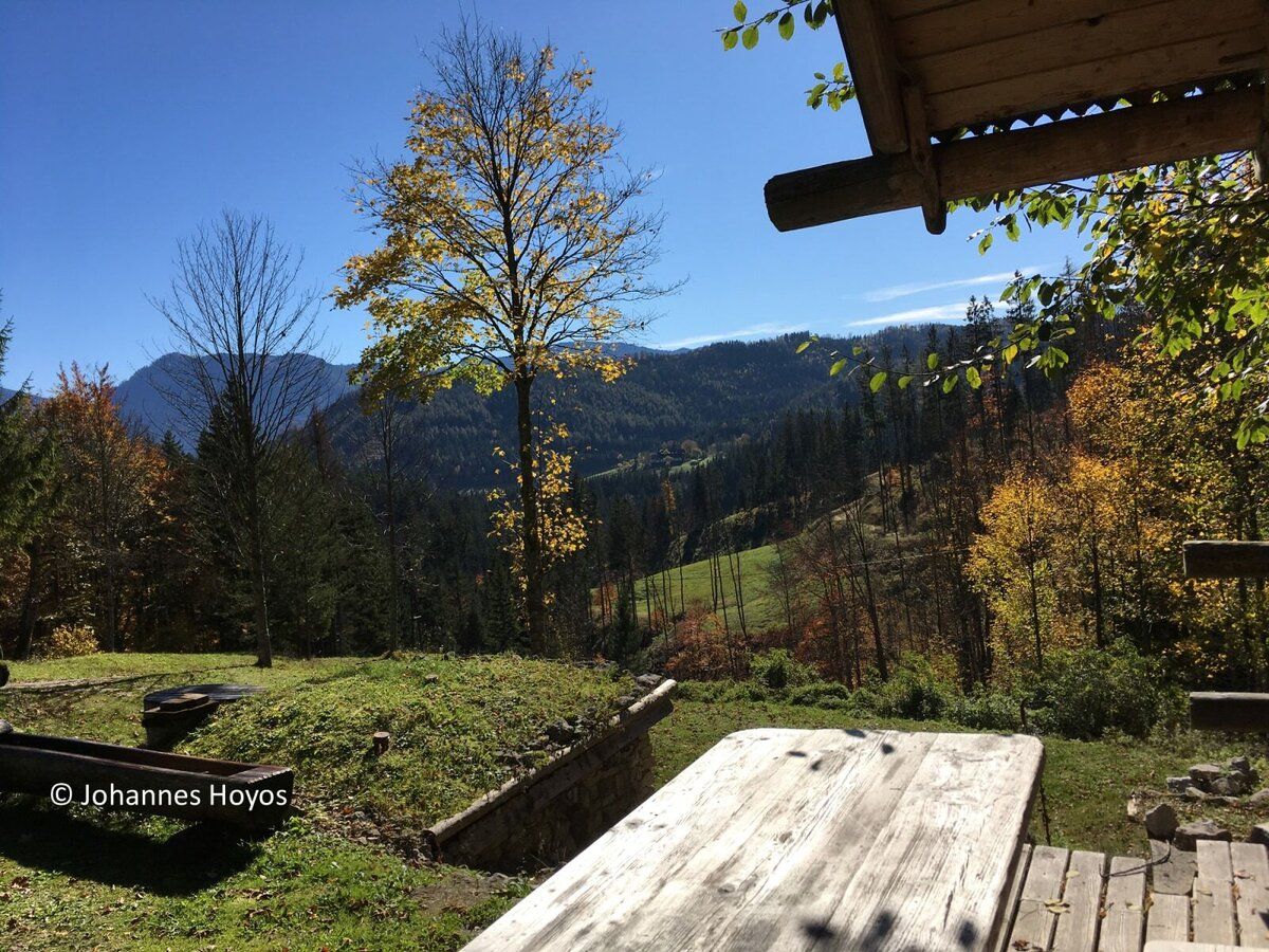 Holzknechthuette_view_autumn