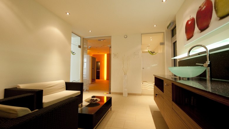 Lazy Hotel Schweighofer, © 2006 Karl Schweighofer jr. www.kpix.at