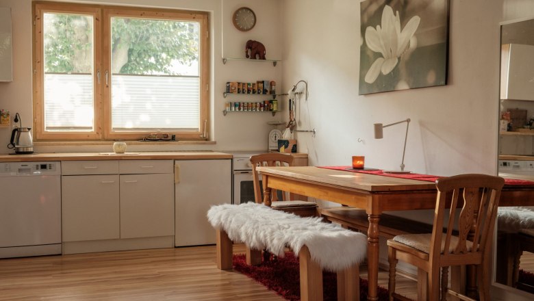 Kitchen Yogaloft, © Klaus Ewert, Fotograf Laurin Buitmann