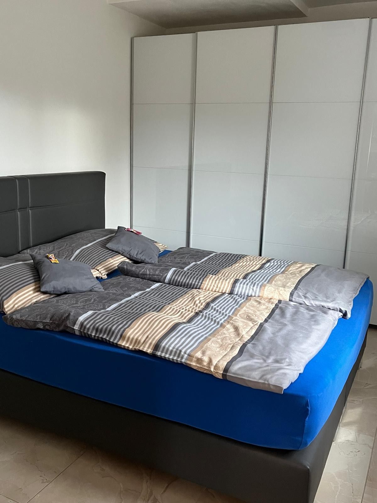 FW_Mueller_Bedroom