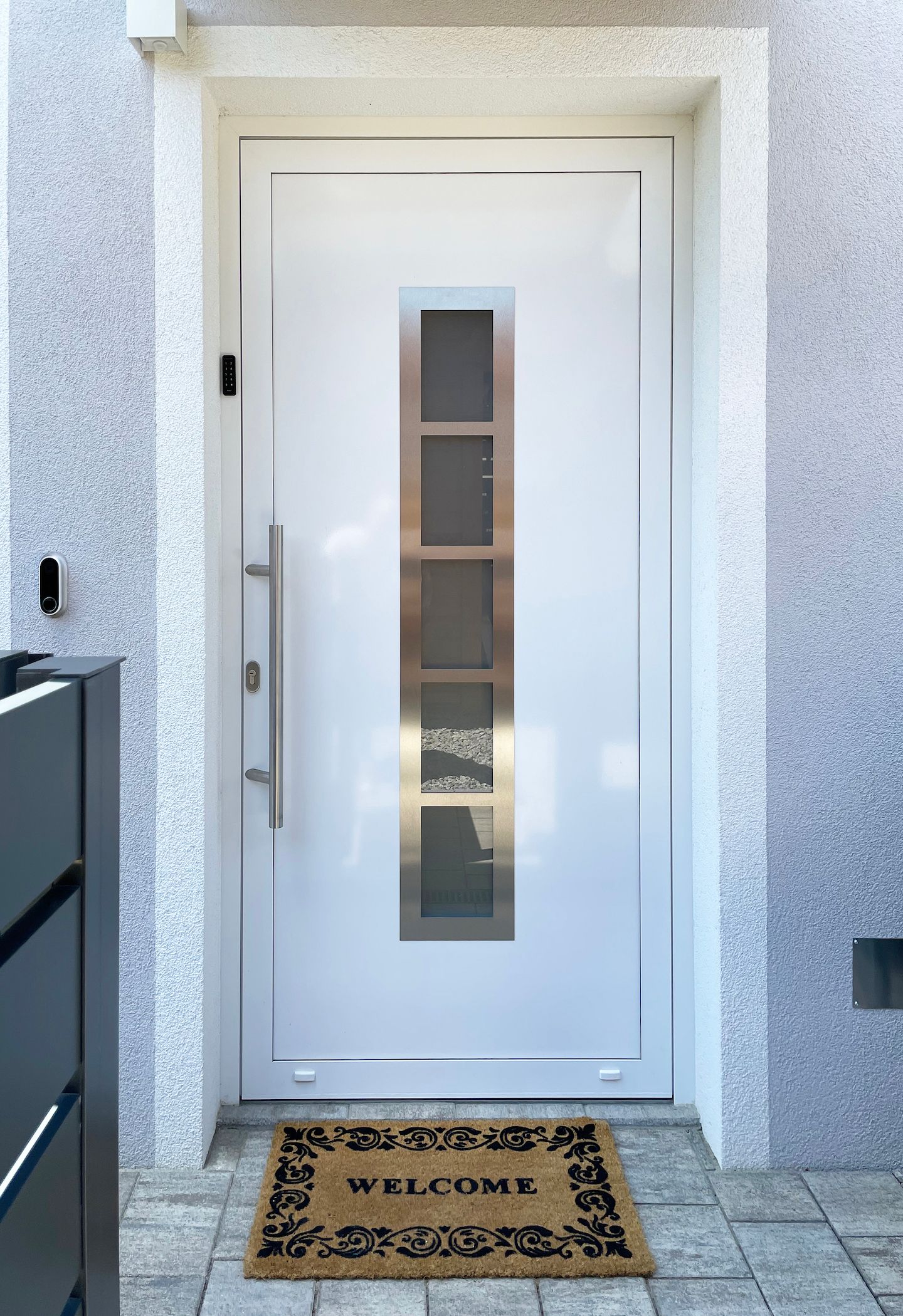Entrance door